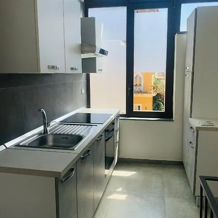 Center Living Catania